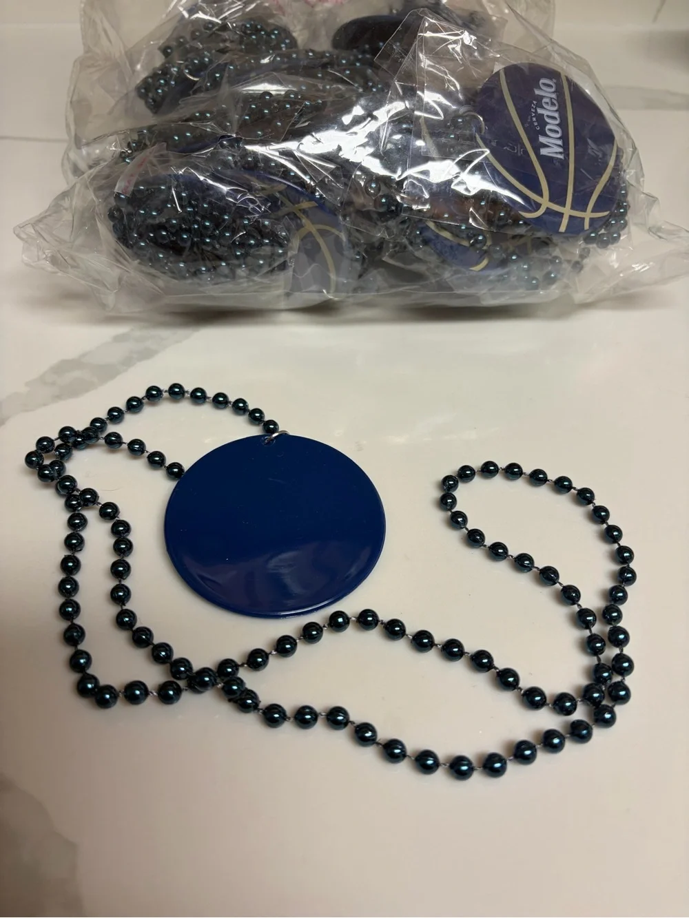Modelo Blue Basketball Bead Necklace 25pcs